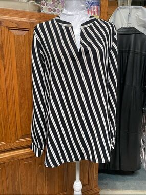 Anne Klein Women's Medium Silky Striped Black And White Tunic Blouse